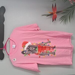 Doggy Christmas 🎁🎄 Pink Tee Men's Medium, Women's Large New